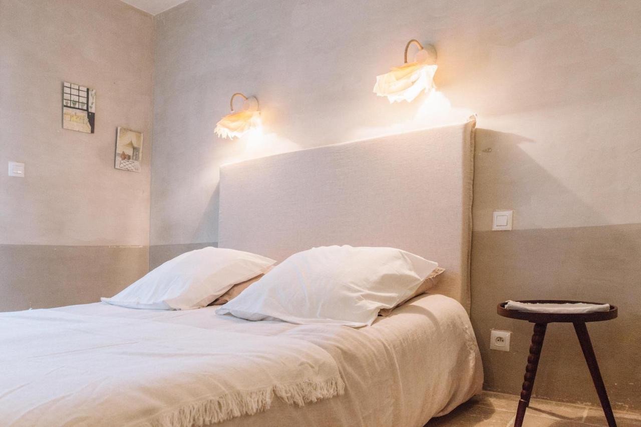 Le Mas de Cink Saint-Saturnin-lès-Apt Extérieur photo