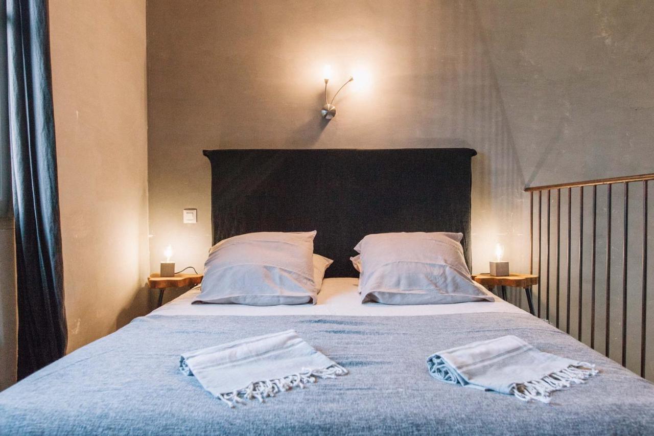 Le Mas de Cink Saint-Saturnin-lès-Apt Extérieur photo